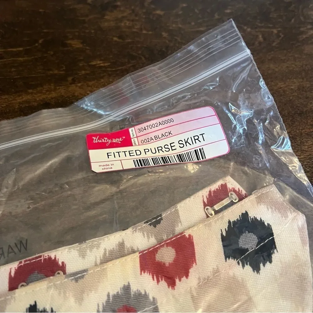 Thirty-One Patterned Clutch - Red, Black, Gray, Cream